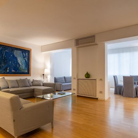 Attic With Terrace And Jacuzzi - Luxury Apartment Roma Eksteriør bilde