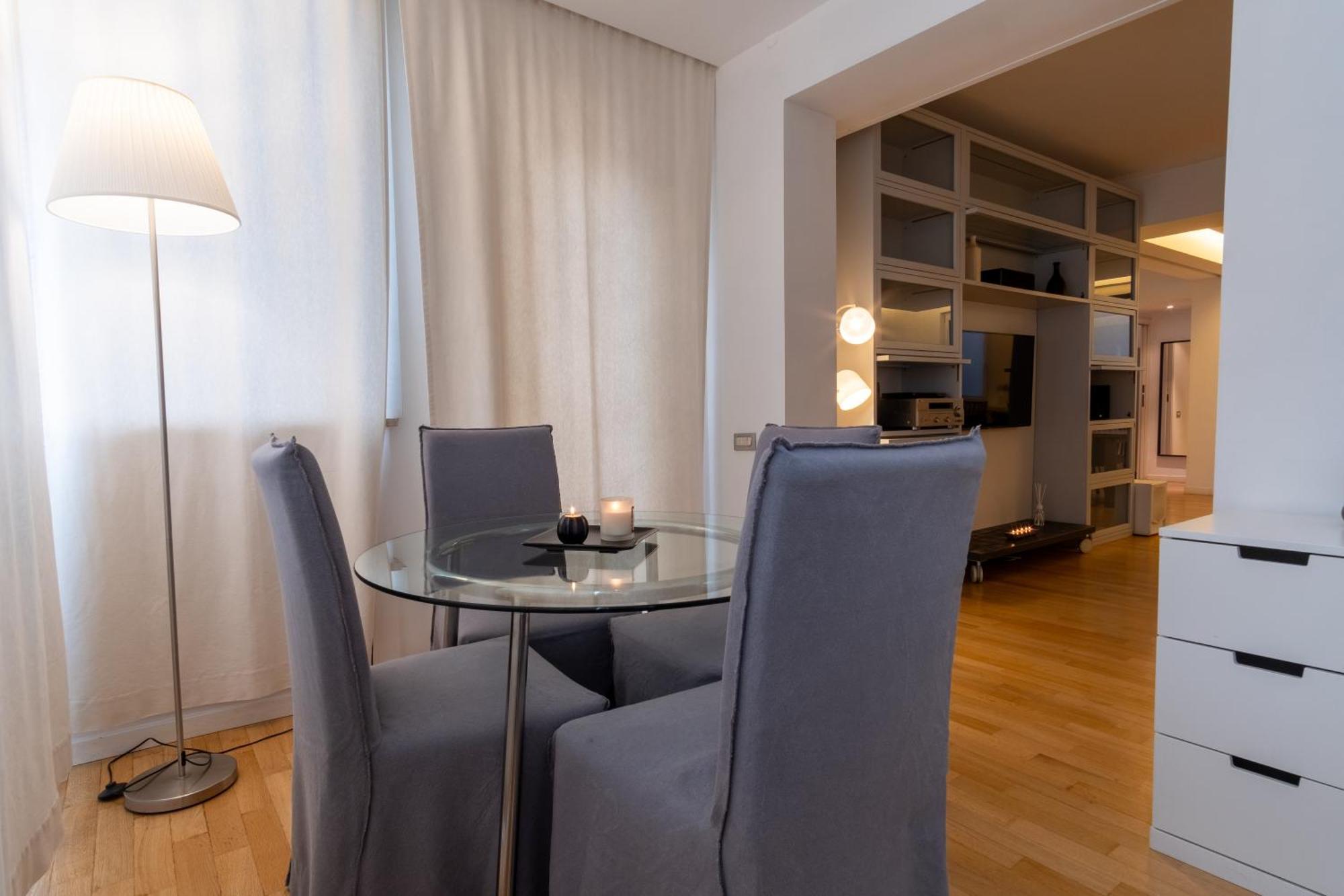 Attic With Terrace And Jacuzzi - Luxury Apartment Roma Eksteriør bilde