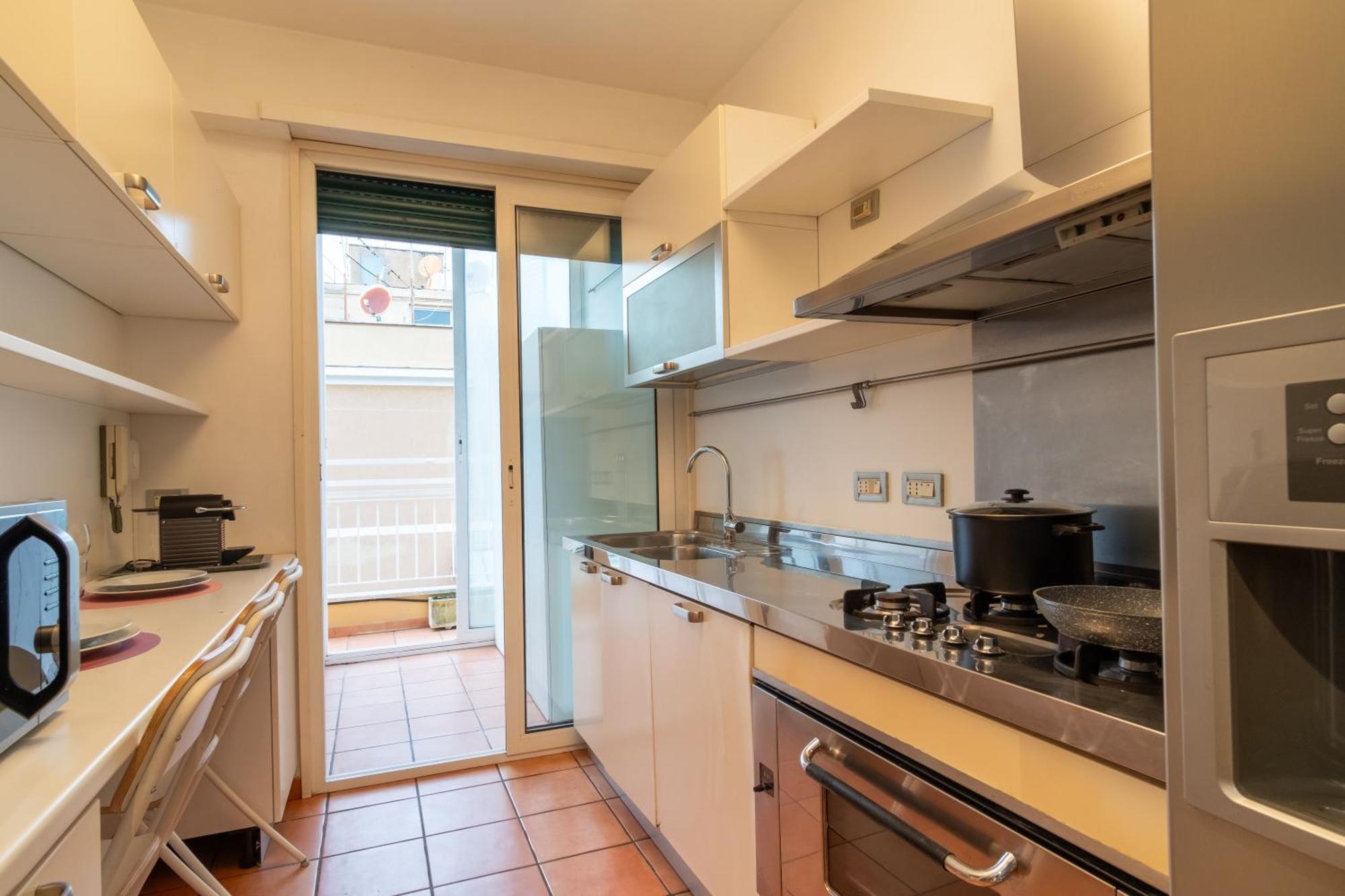 Attic With Terrace And Jacuzzi - Luxury Apartment Roma Eksteriør bilde
